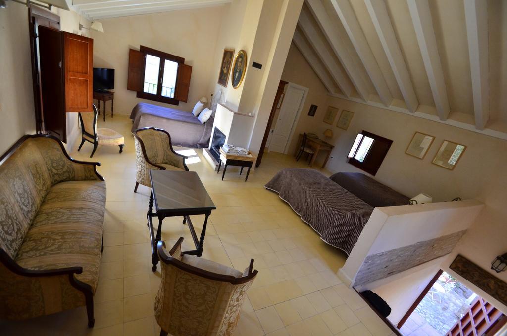 El Vihuelo Hotel El Bosque (Cadiz)