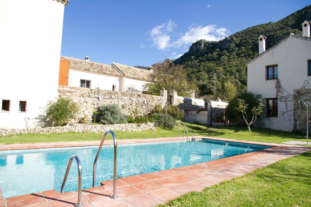 Hotel El Vihuelo 3*